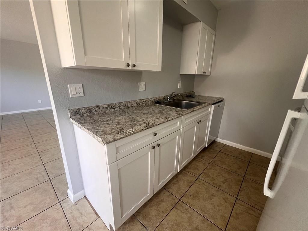 4601 Bayshore Dr, Unit A1, Naples, FL 34112 Photo