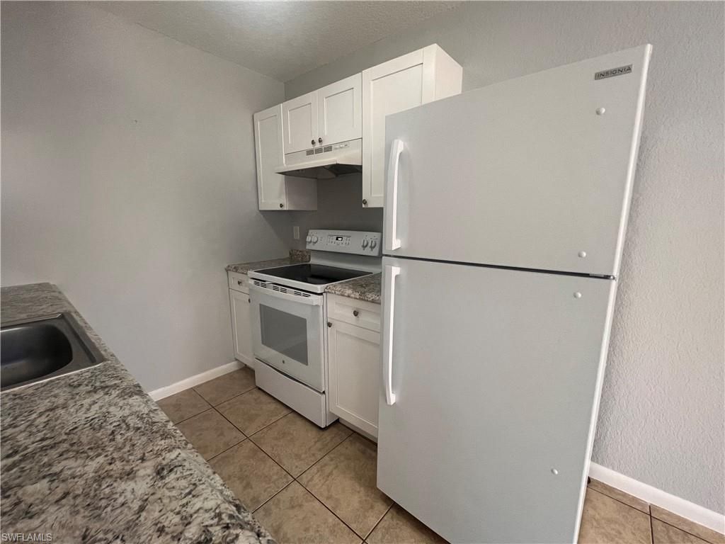 4601 Bayshore Dr, Unit A1, Naples, FL 34112 Photo