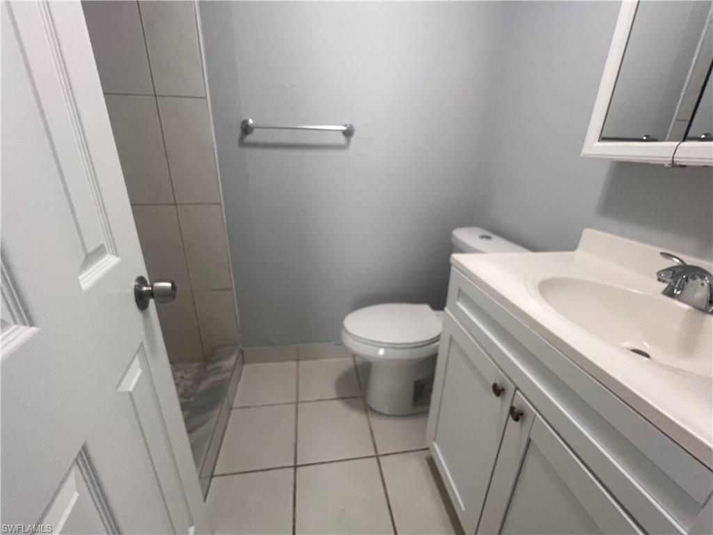 4601 Bayshore Dr, Unit A1, Naples, FL 34112 Photo