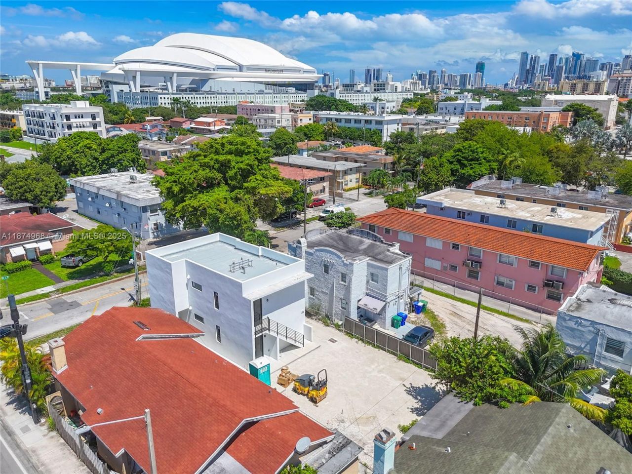 1656 NW 1st St, Miami, FL 33125 Photo