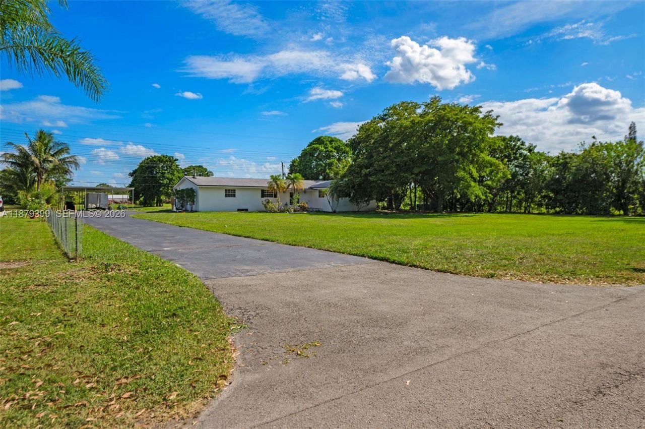 17611 SW 66th St, Southwest Ranches, FL 33331 Photo