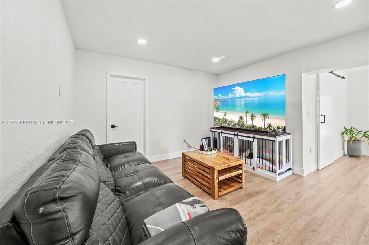 17611 SW 66th St, Southwest Ranches, FL 33331 Photo