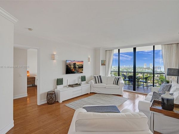 3640 Yacht Club Dr, Unit 1704, Aventura, FL 33180