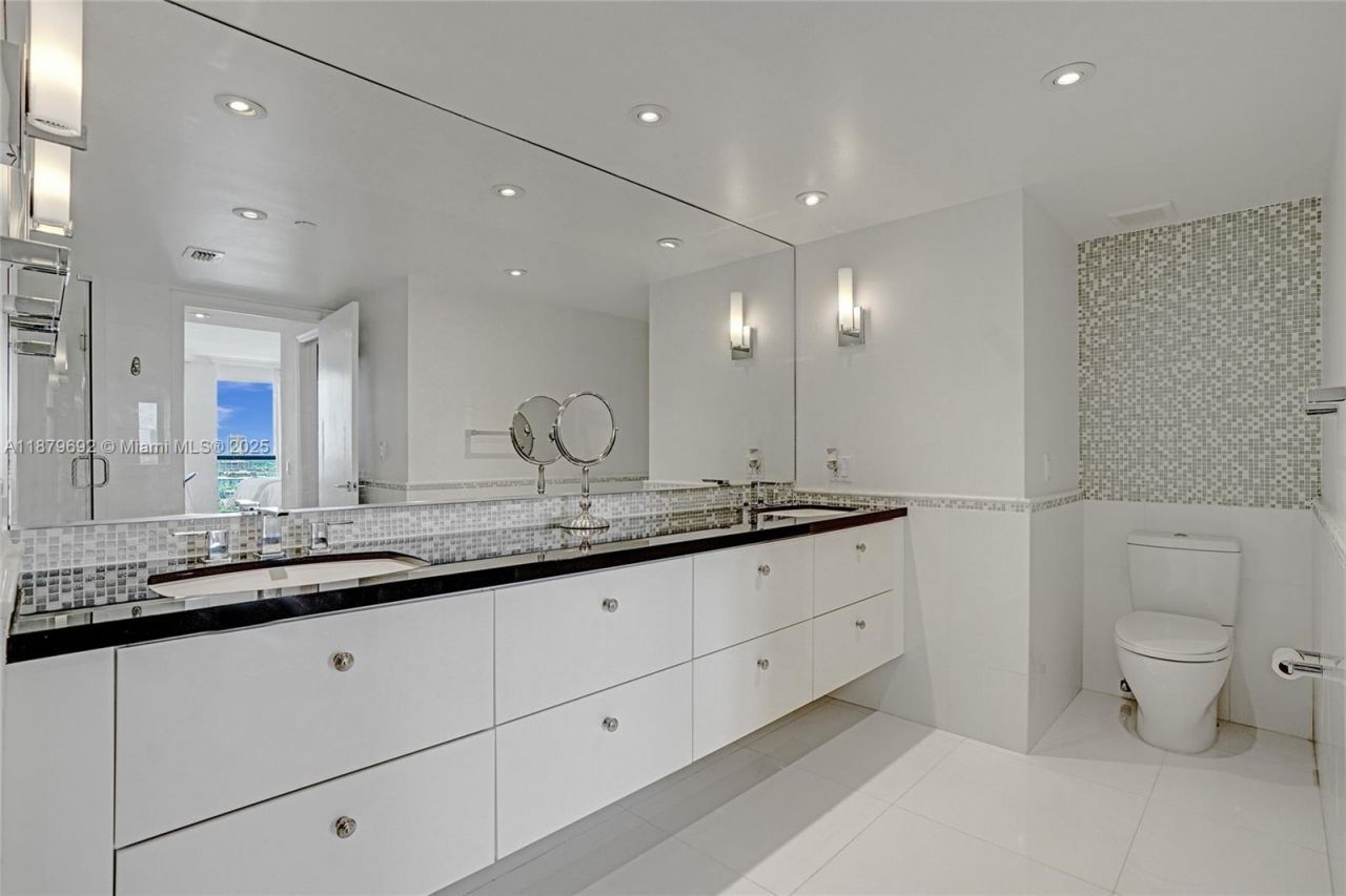 3640 Yacht Club Dr, Unit 1704, Aventura, FL 33180 Photo