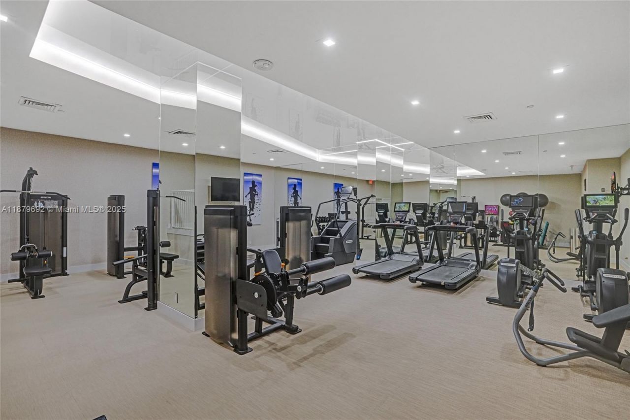 3640 Yacht Club Dr, Unit 1704, Aventura, FL 33180 Photo