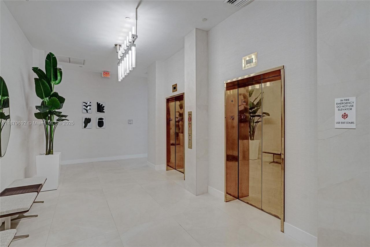 3640 Yacht Club Dr, Unit 1704, Aventura, FL 33180 Photo