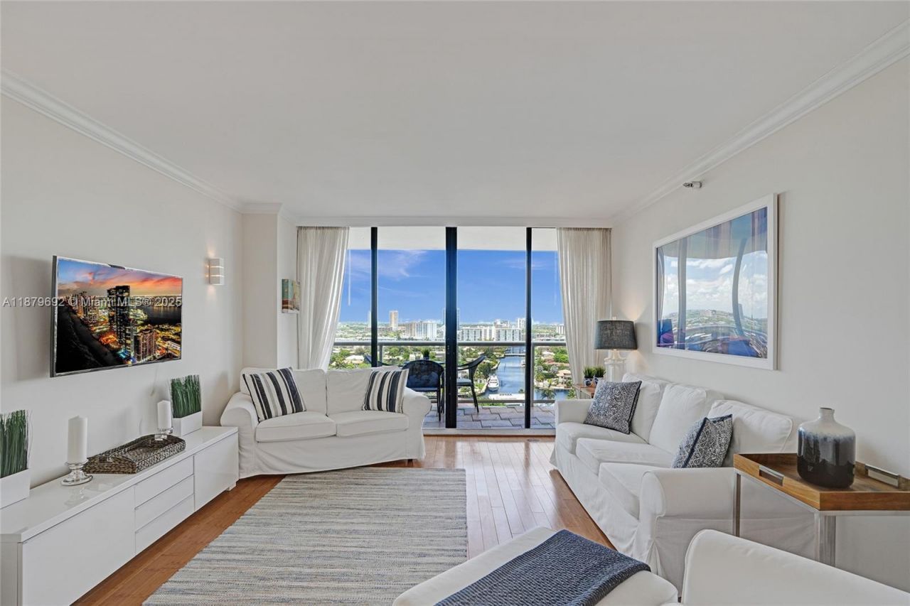 3640 Yacht Club Dr, Unit 1704, Aventura, FL 33180 Photo