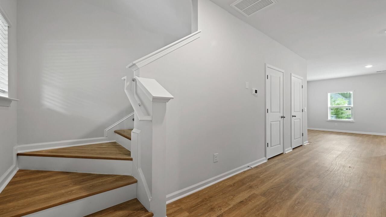 214 Garbon Drive Photo 18