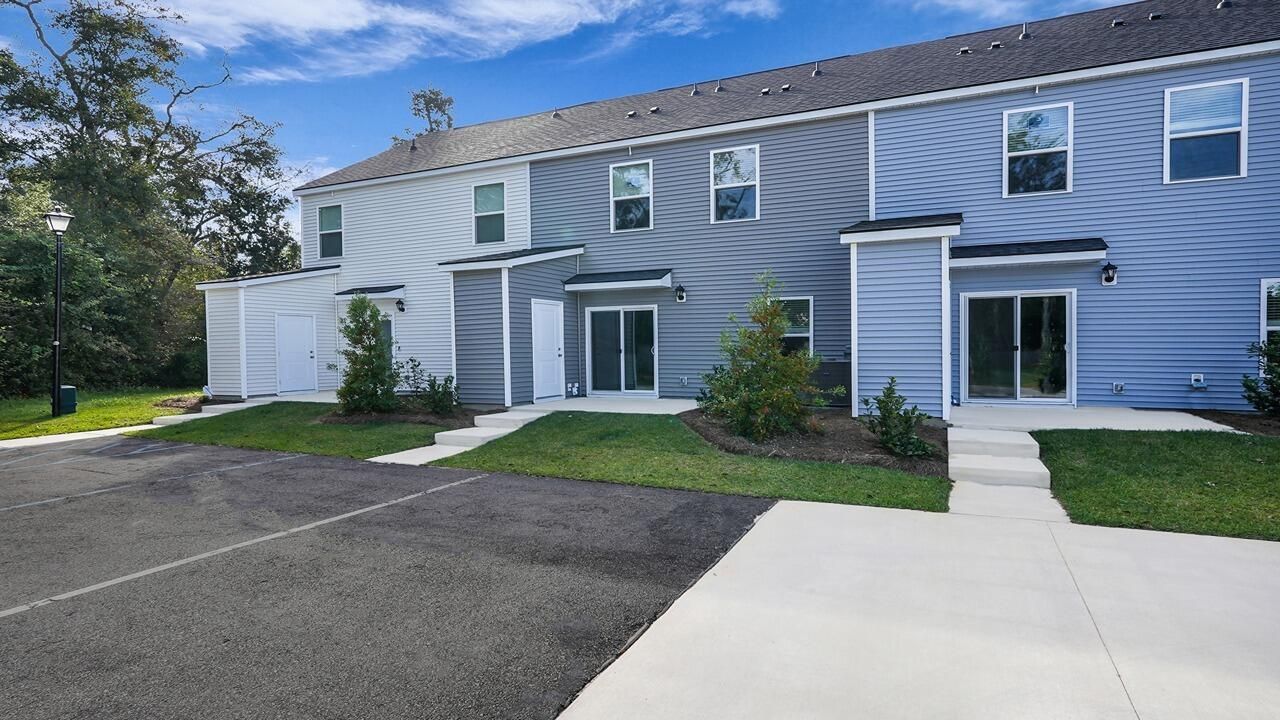 214 Garbon Drive Photo 32