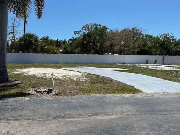 77 Birch BLVD, FORT MYERS, FL 33908