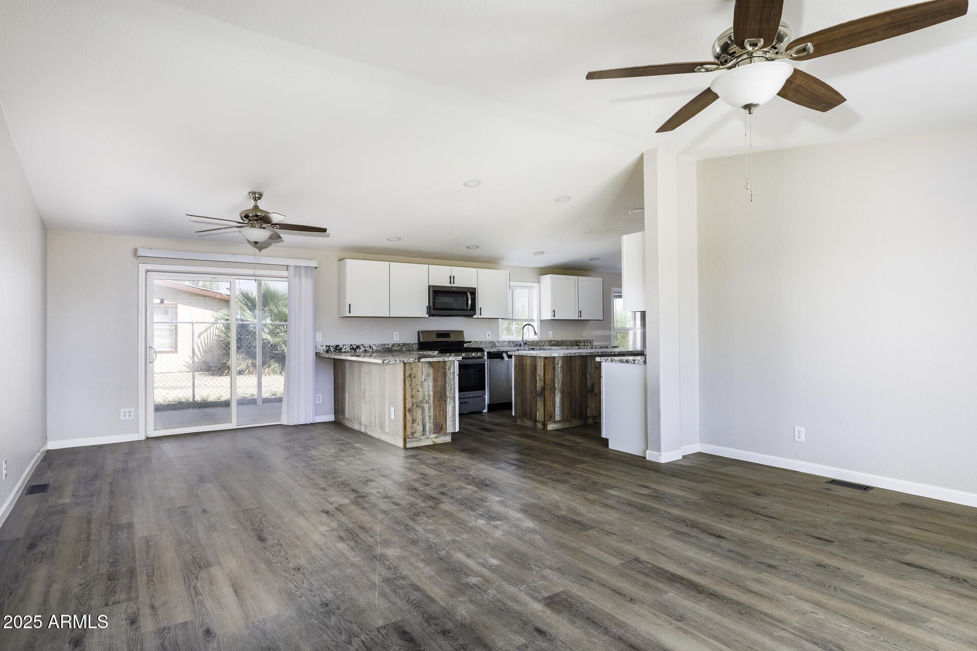 11427 W Stagecoach Road, Arizona City, AZ 85123 Main Photo