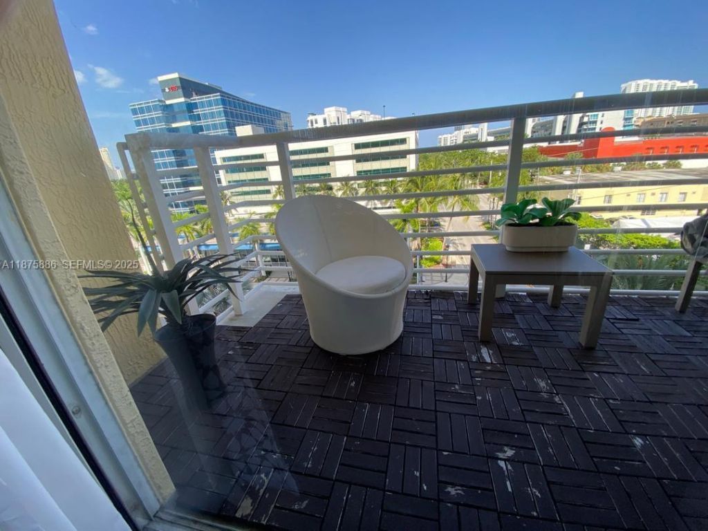 18800 NE 29th Ave, Unit 609, Aventura, FL 33180 Photo