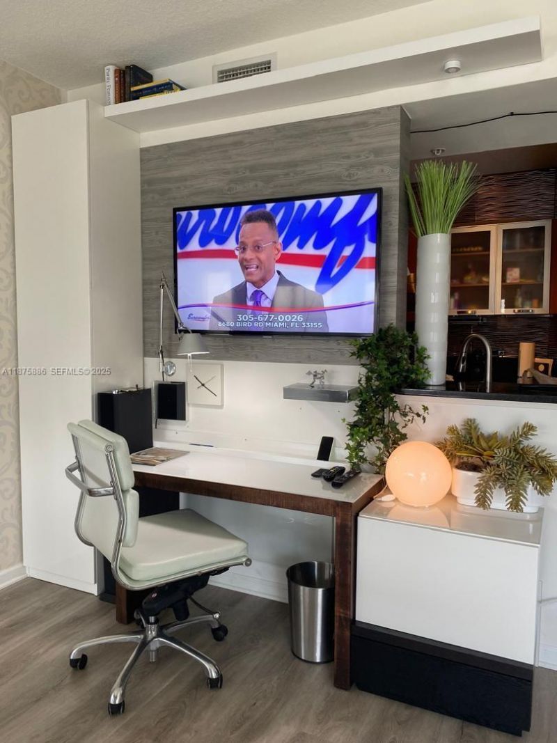 18800 NE 29th Ave, Unit 609, Aventura, FL 33180 Photo