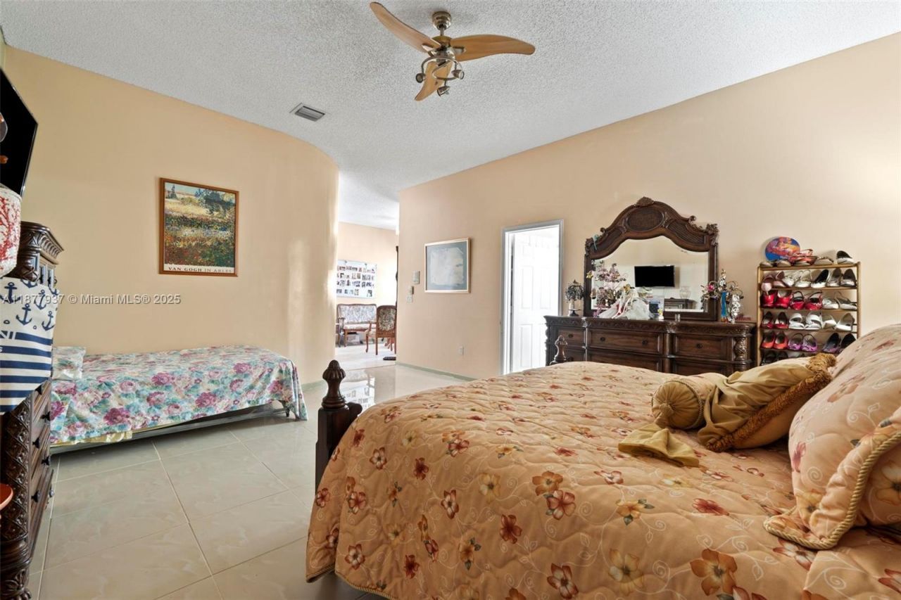 4957 SW 162nd Ave, Miramar, FL 33027 Photo
