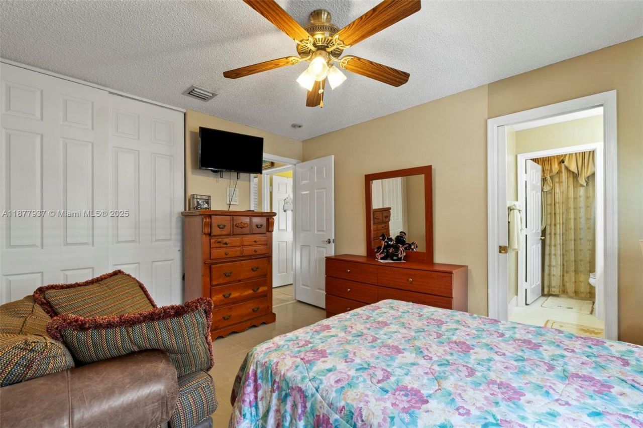 4957 SW 162nd Ave, Miramar, FL 33027 Photo