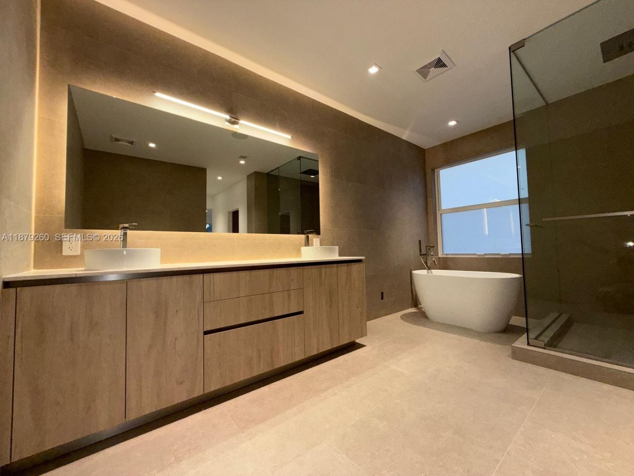 5371 SW 32nd Ter, Hollywood, FL 33023 Photo