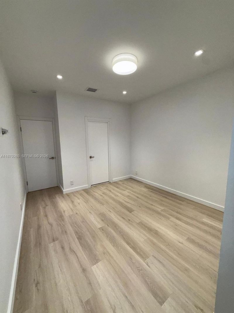 5371 SW 32nd Ter, Hollywood, FL 33023 Photo