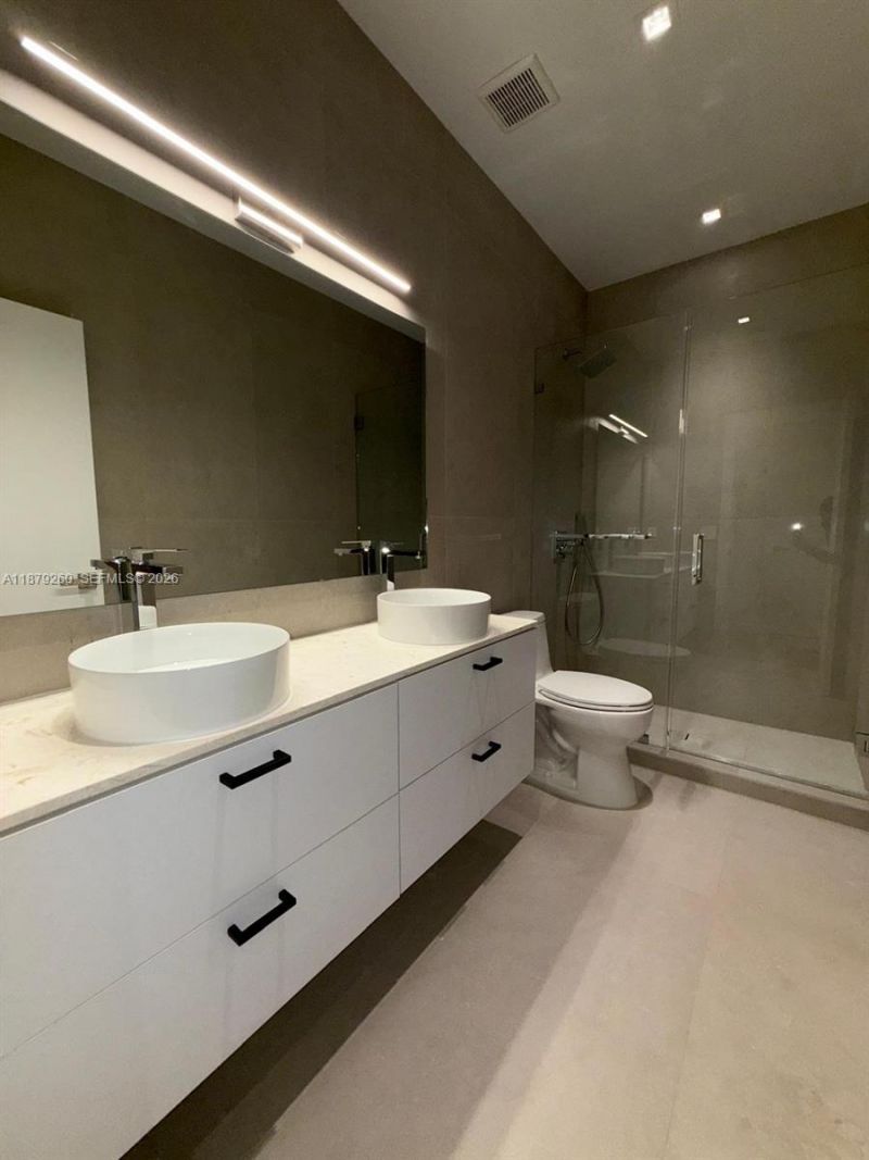 5371 SW 32nd Ter, Hollywood, FL 33023 Photo