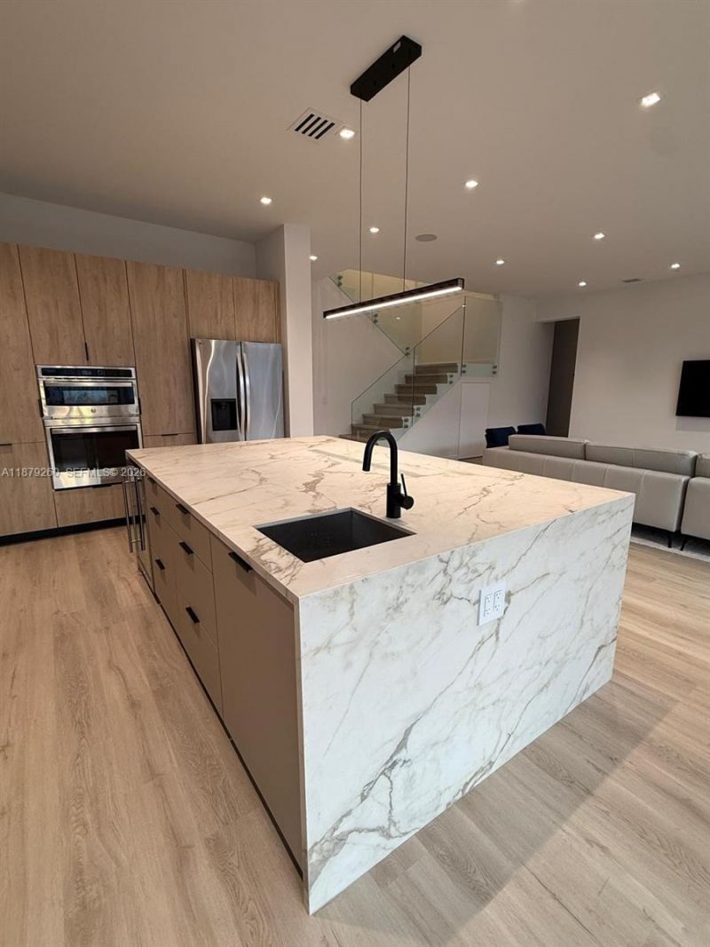 5371 SW 32nd Ter, Hollywood, FL 33023 Photo