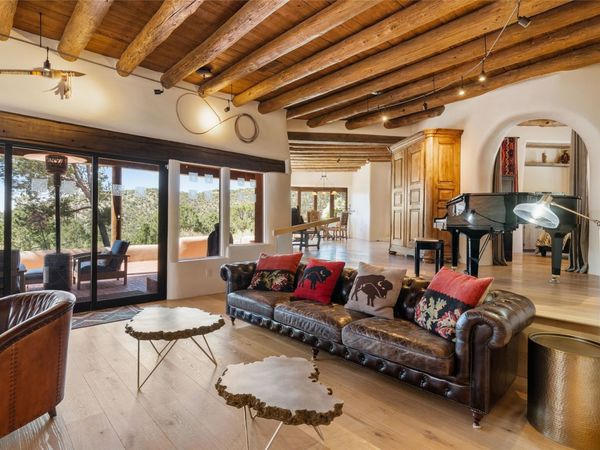 6 Overlook Road, Santa Fe, NM 87505