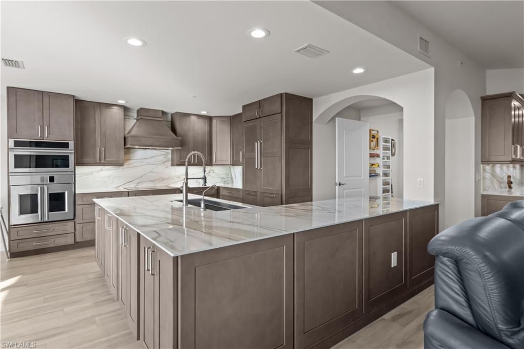 6061 Silver King Blvd, Unit 705, Cape Coral, FL 33914 Photo