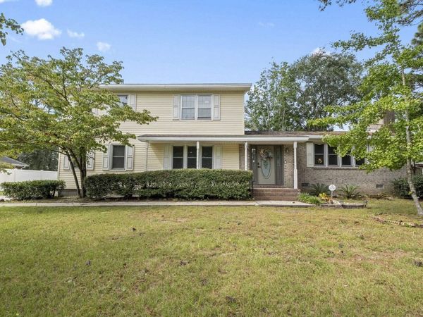 917 9th Ave. S, North Myrtle Beach, SC 29582