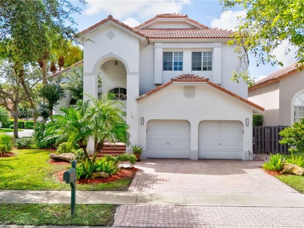 10934 NW 59th St, Doral, FL 33178