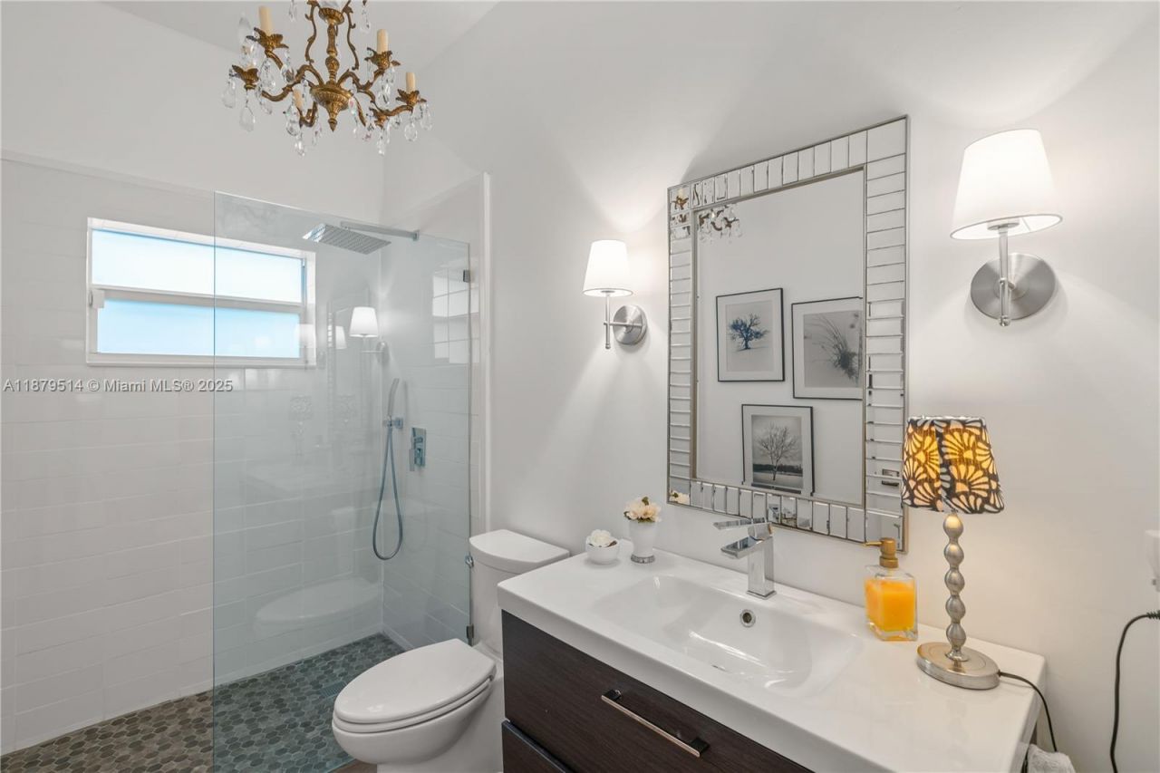 10934 NW 59th St, Doral, FL 33178 Photo