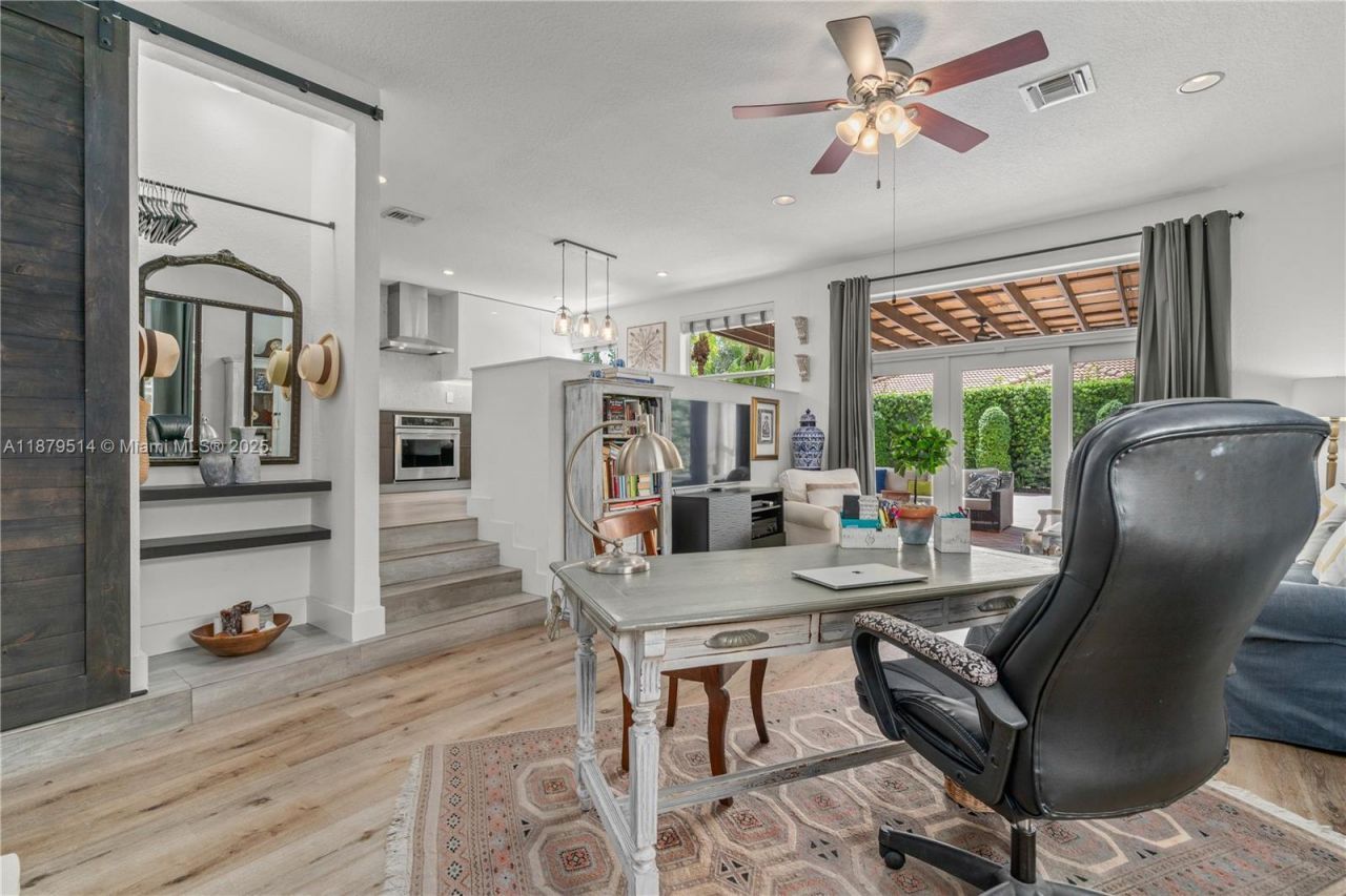 10934 NW 59th St, Doral, FL 33178 Photo