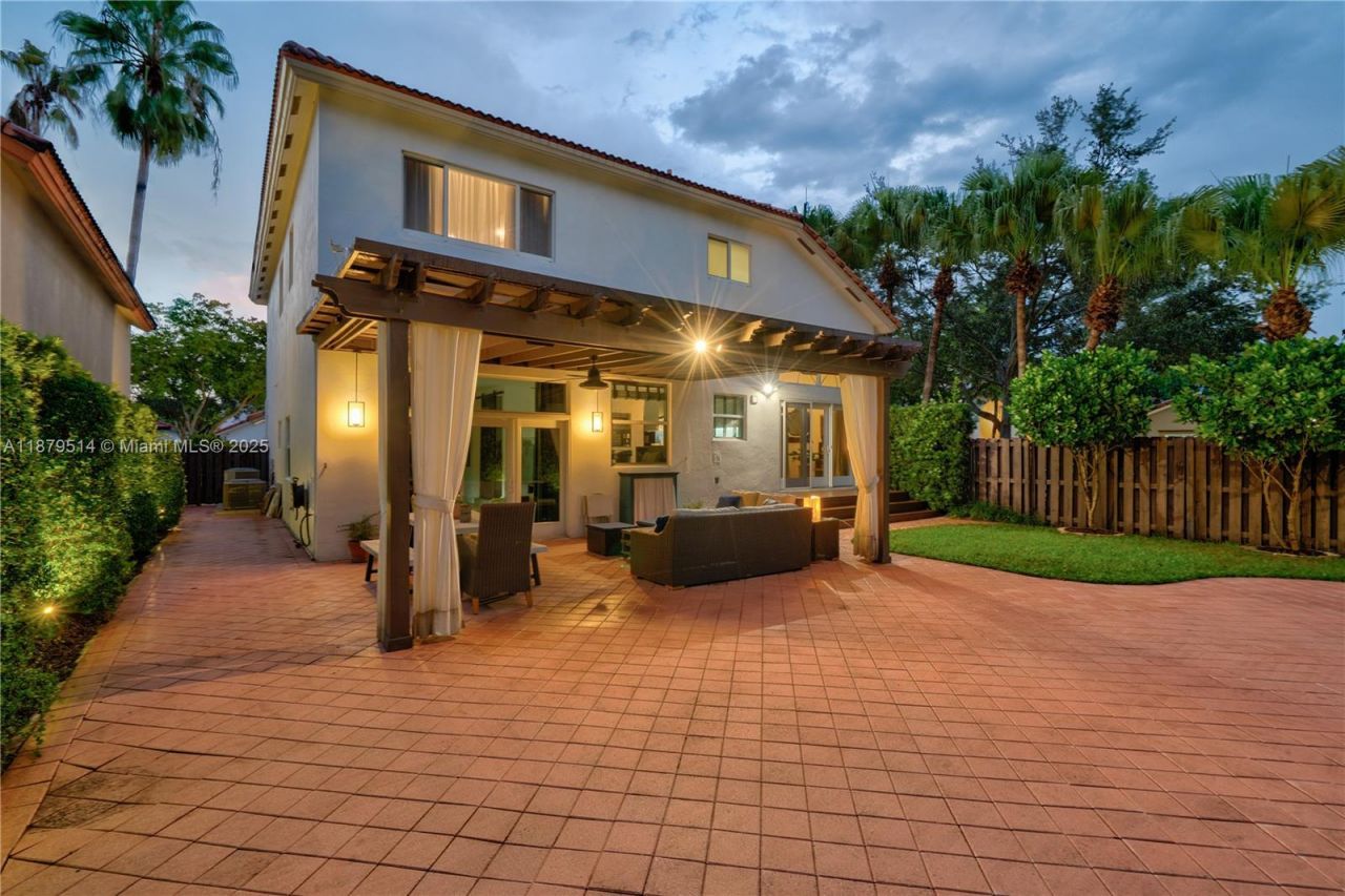 10934 NW 59th St, Doral, FL 33178 Photo