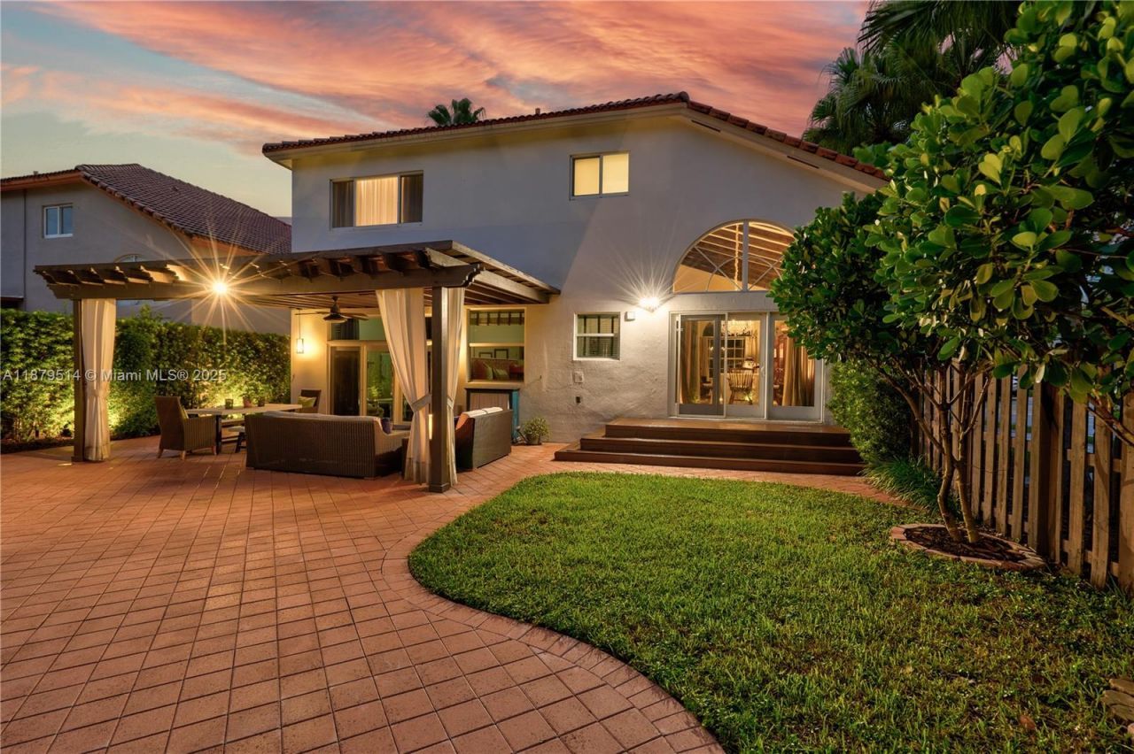 10934 NW 59th St, Doral, FL 33178 Photo