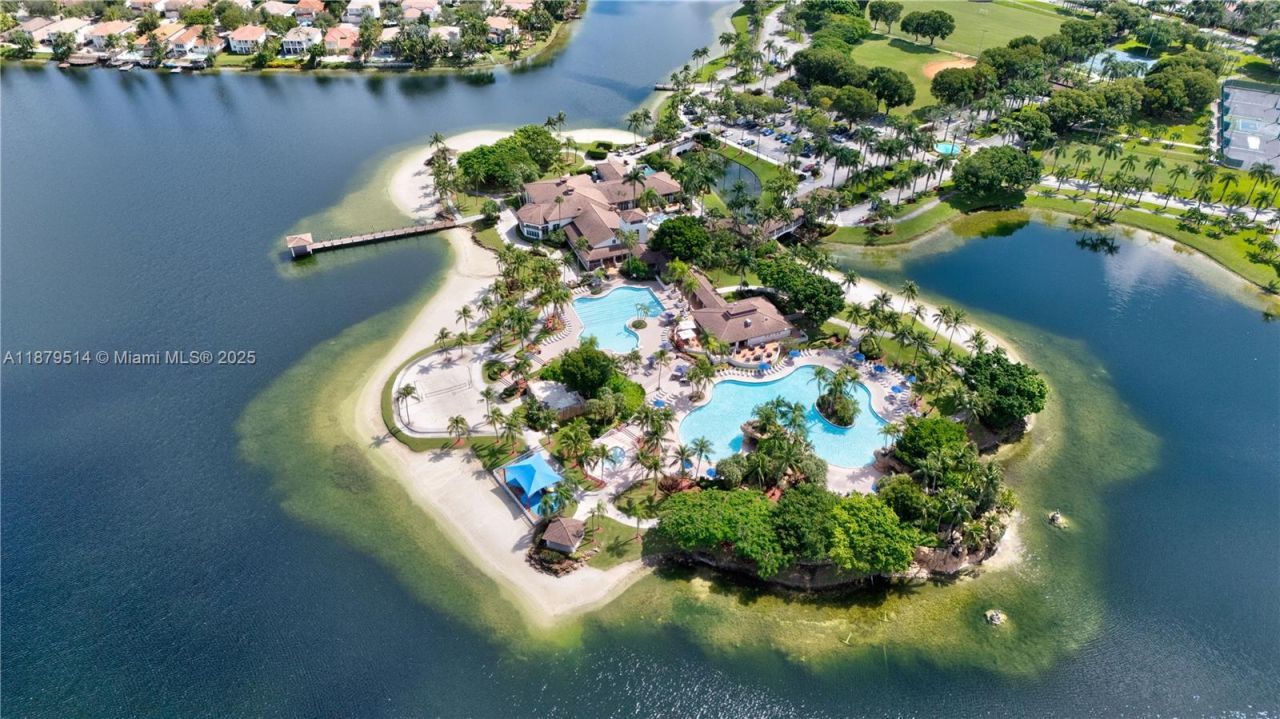 10934 NW 59th St, Doral, FL 33178 Photo