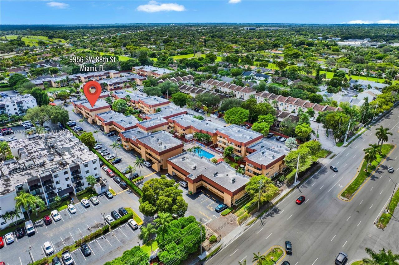9956 SW 88th St, Unit 128-1, Miami, FL 33176 Photo