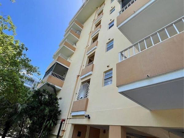 3304 Virginia St, Unit 6B, Miami, FL 33133