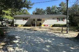 409 Belvedere Drive photo 4