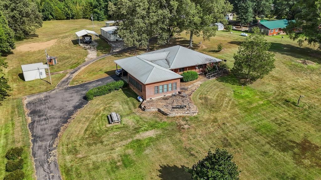 3876 Bett Thyatira Road Coldwater, MS 38618