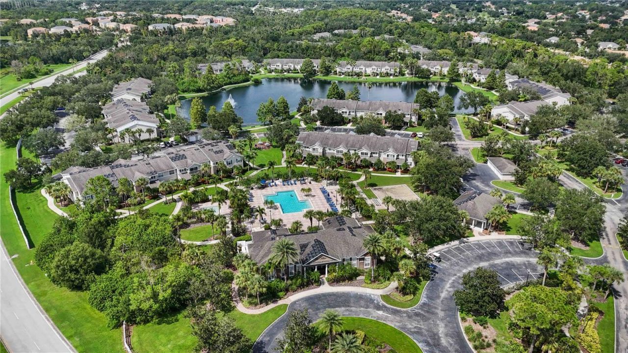 8821 Manor Loop, Unit 101, Lakewood Ranch, FL 34202 Photo