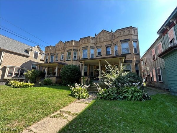 4309 Clinton Avenue, Cleveland, OH 44113
