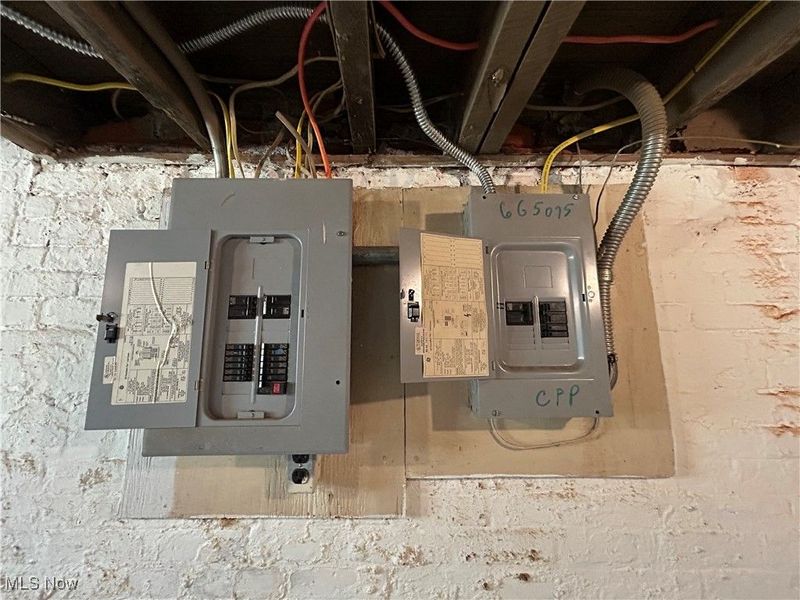 4309 Clinton Avenue, Cleveland, OH 44113 Photo 19