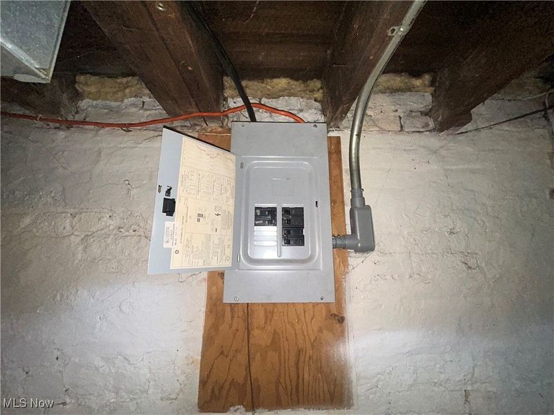 4309 Clinton Avenue, Cleveland, OH 44113 Photo 33