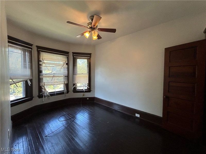 4309 Clinton Avenue, Cleveland, OH 44113 Photo 8