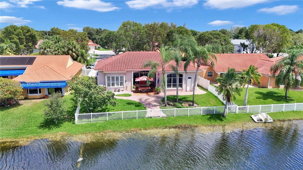 4480 SW 148th Ter, Miramar, FL 33027 Photo