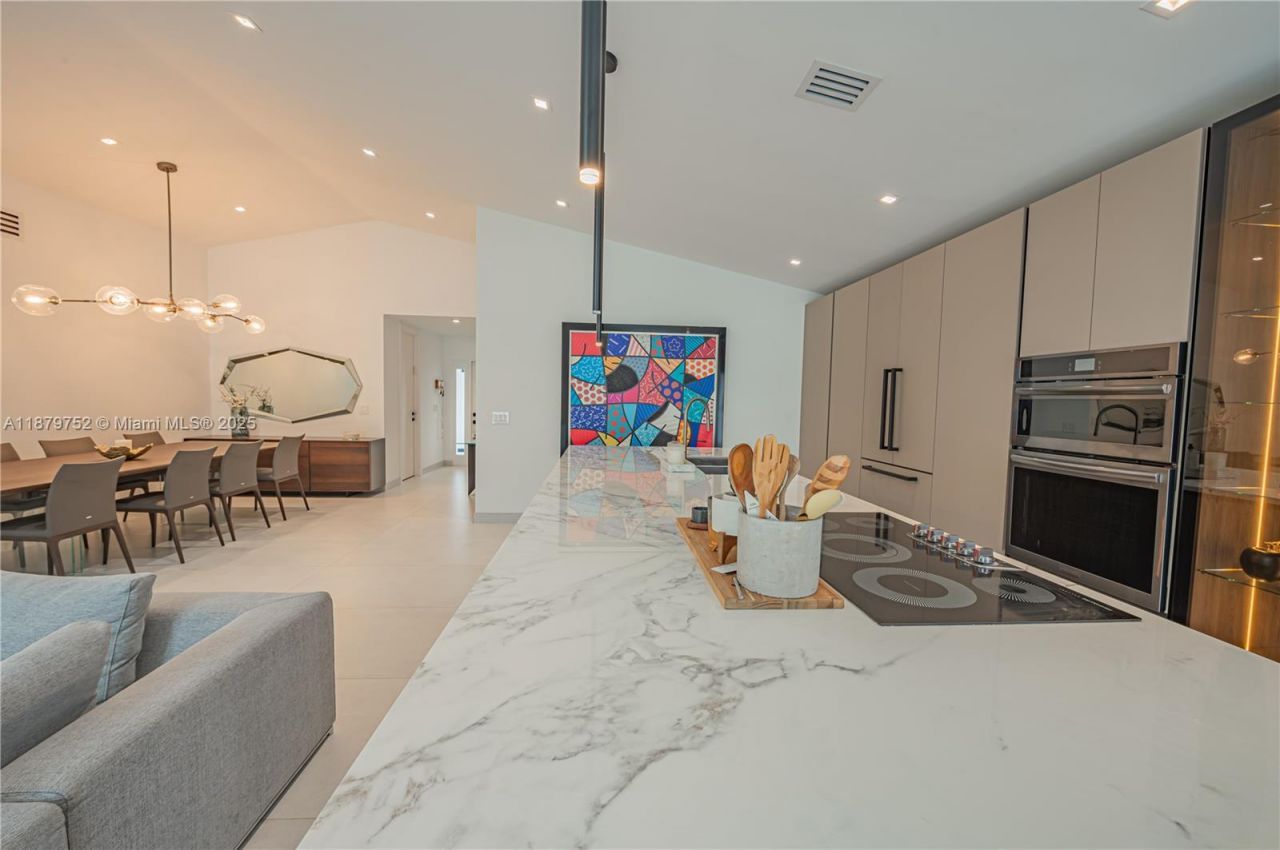 3380 SW 50th St, Hollywood, FL 33312 Photo