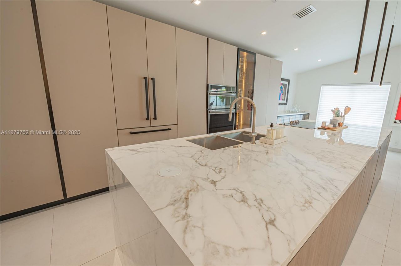 3380 SW 50th St, Hollywood, FL 33312 Photo