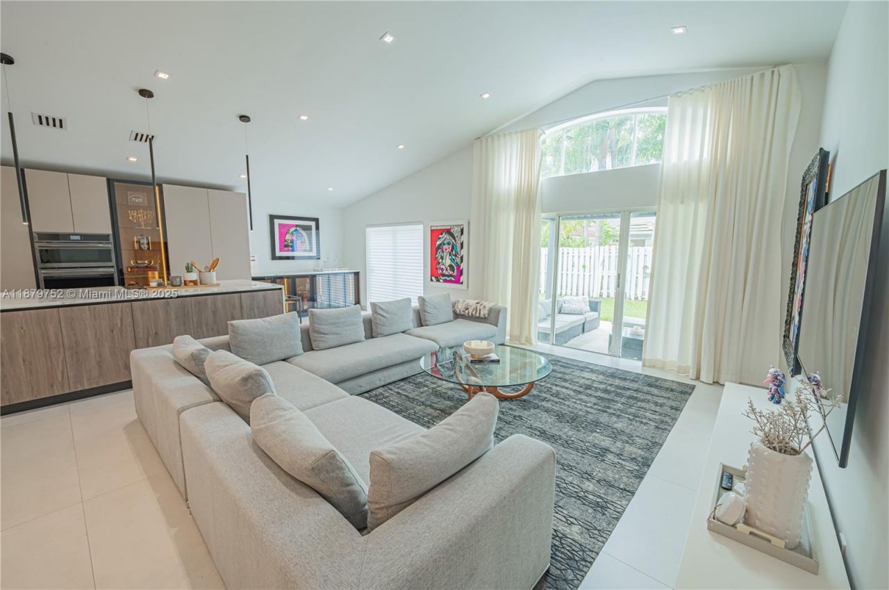 3380 SW 50th St, Hollywood, FL 33312 Photo