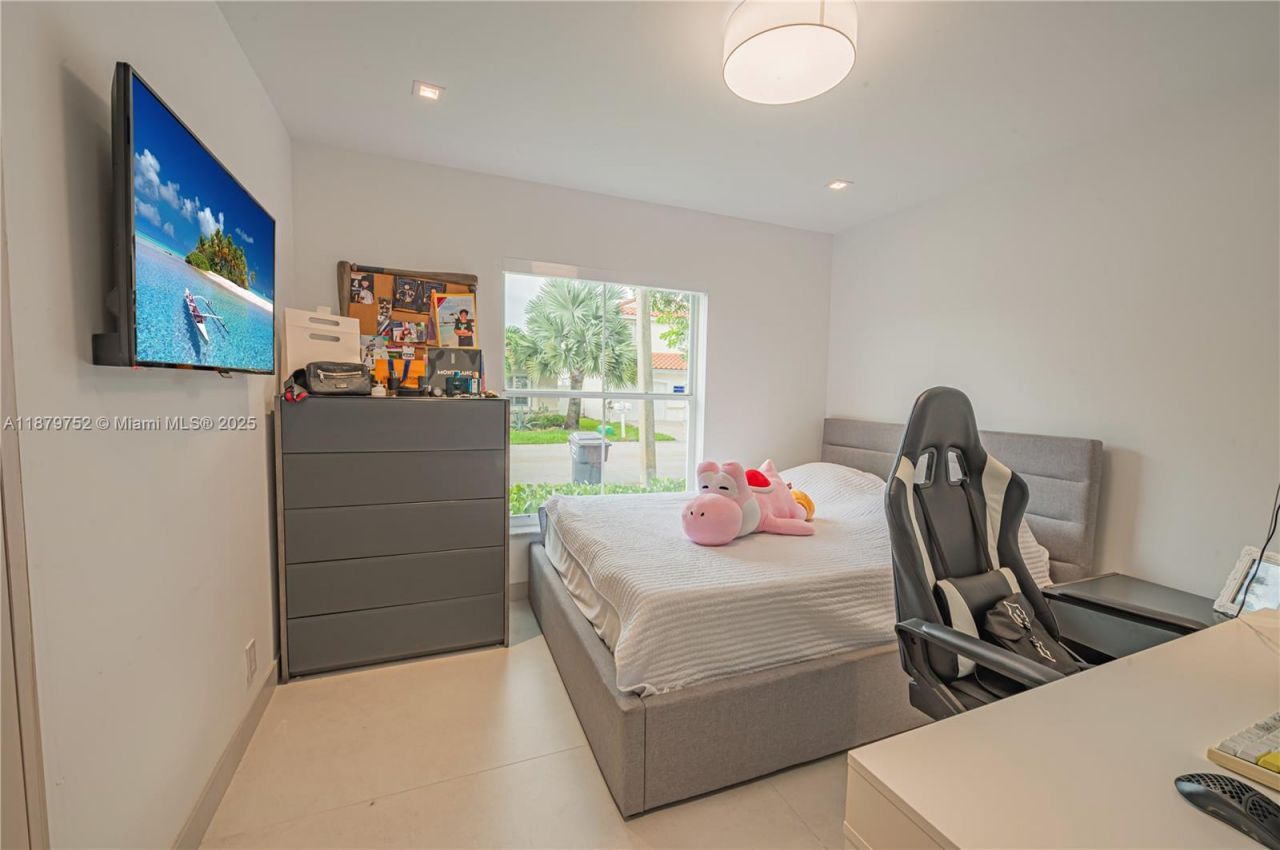 3380 SW 50th St, Hollywood, FL 33312 Photo