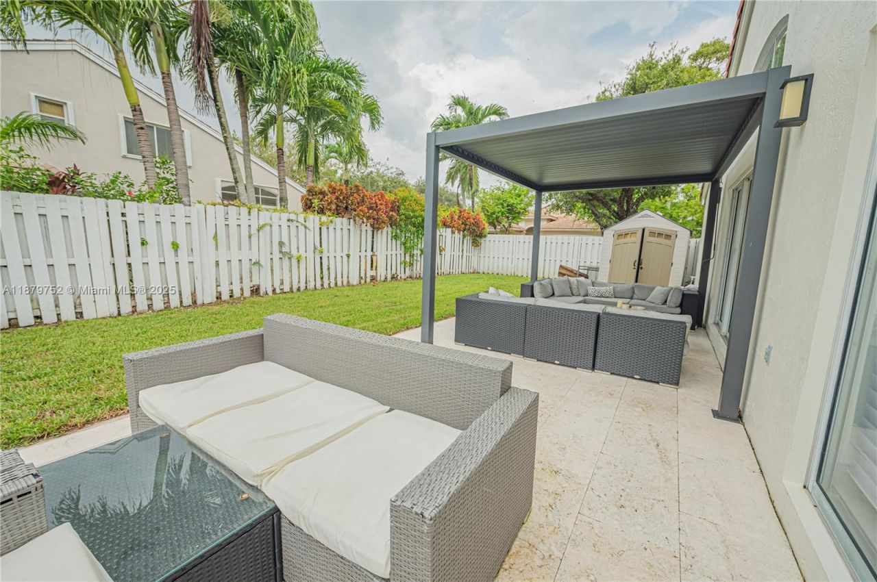 3380 SW 50th St, Hollywood, FL 33312 Photo