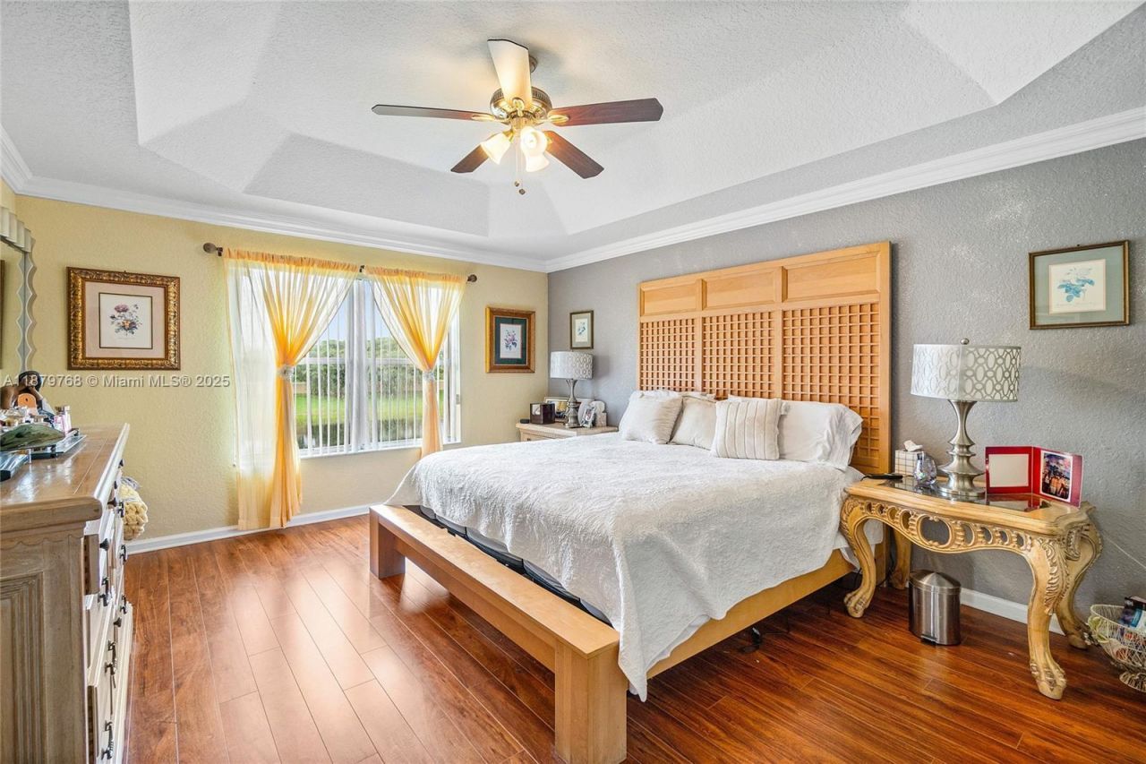 571 Calamint Pt, Royal Palm Beach, FL 33411 Photo