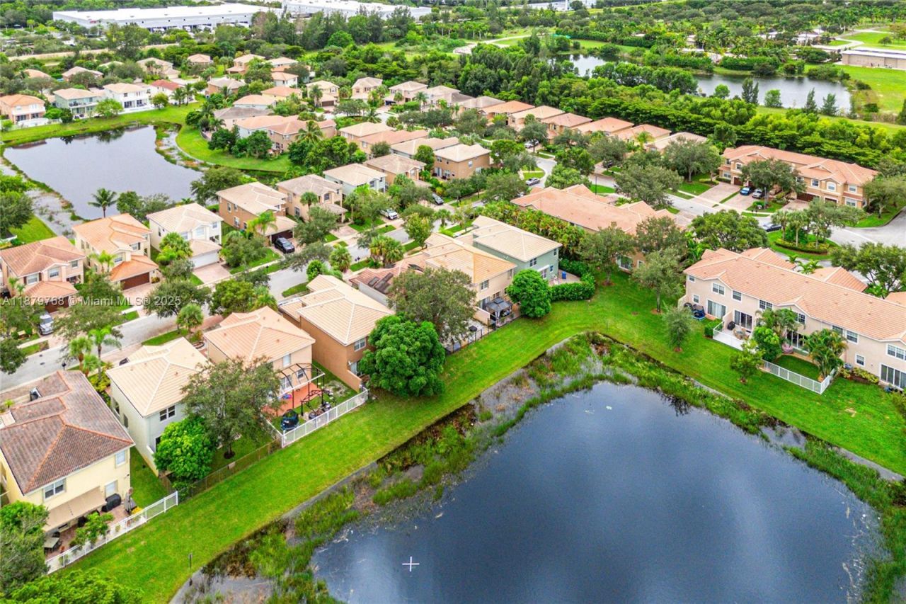 571 Calamint Pt, Royal Palm Beach, FL 33411 Photo