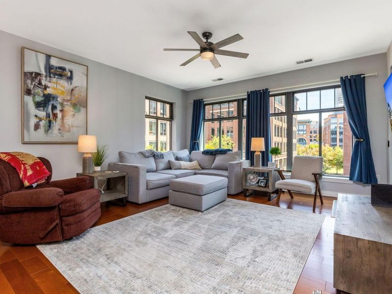 251 Daniel Burnham Square, Unit 405, Columbus, OH 43215 Photo 14